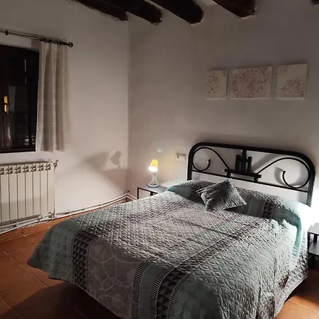 Casa Escalones Nyaraló *